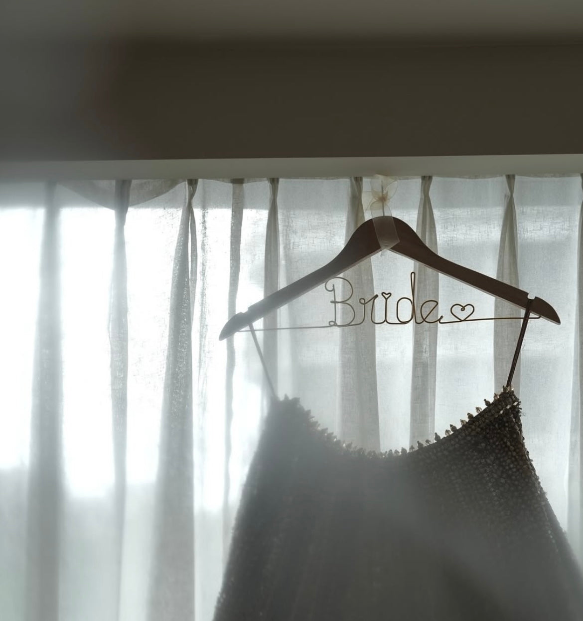 Bride Hanger for Lehenga ft. Maleeha